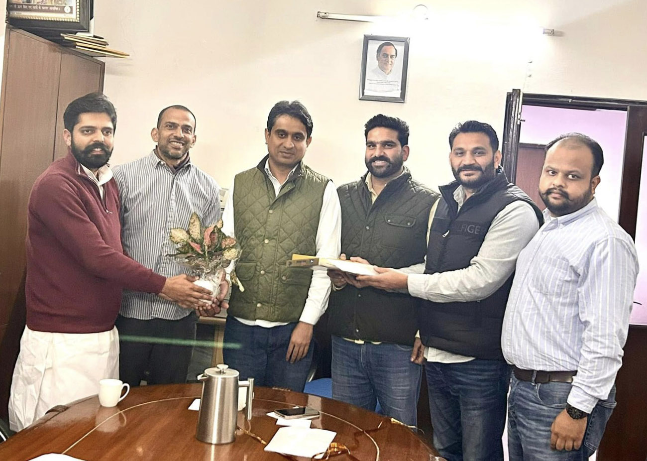 Youth Congress President Sanjeev Sharma Kalu met the national leaders of Youth Congress